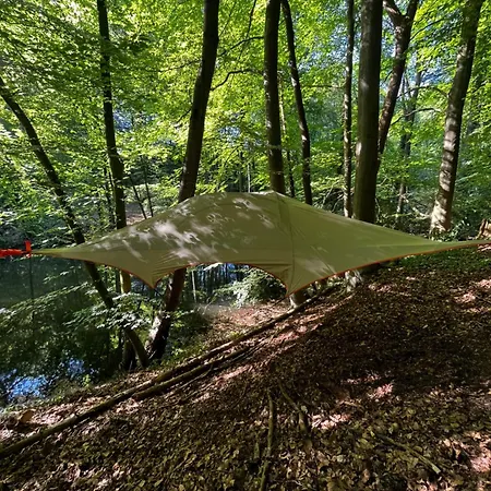 Baumzelt In Idyllischer Lage Campismo de Luxo Osterholz-Scharmbeck
